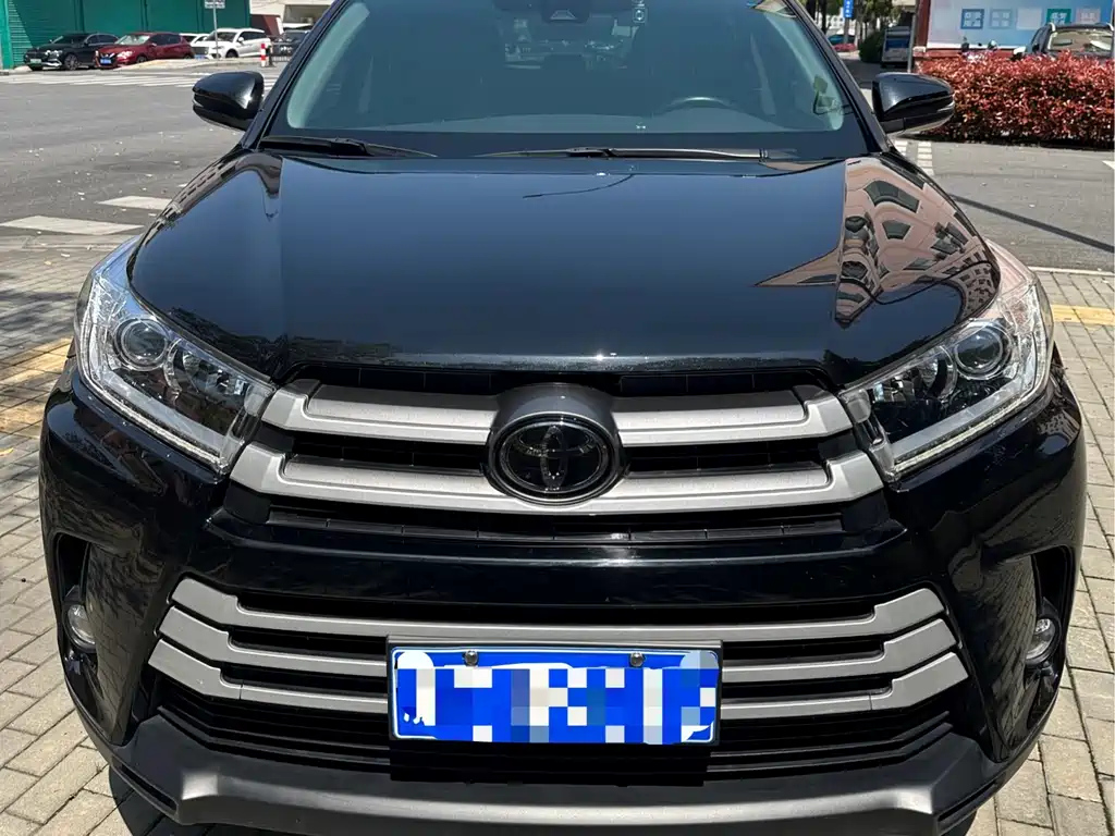 TOYOTA HIGHLANDER 2021