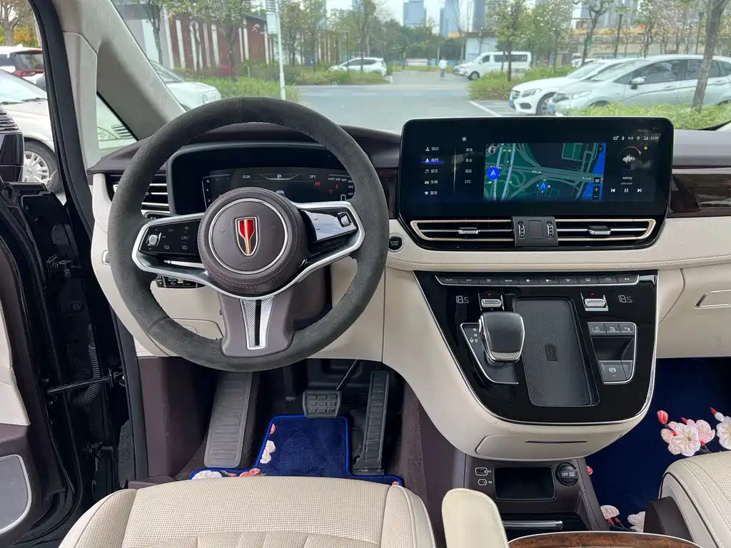 HONGQI HQ9 2022