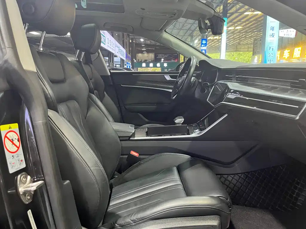 AUDI A7 2021