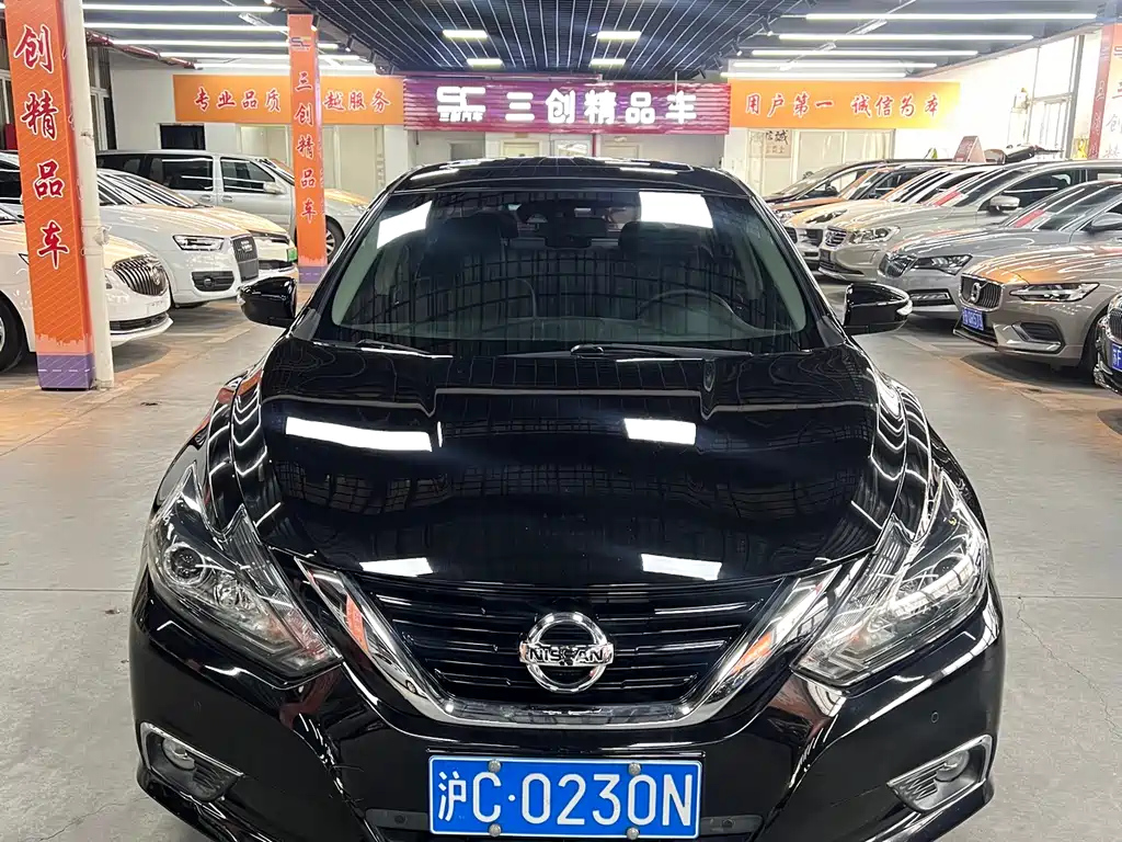NISSAN TEANA 2018