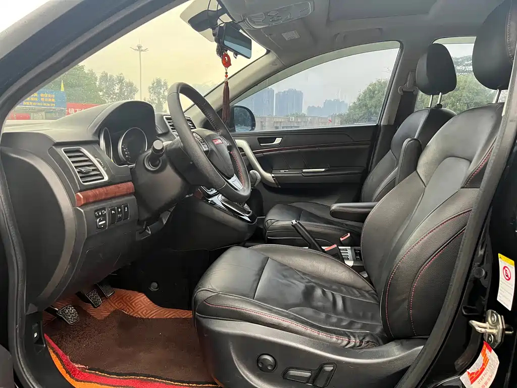 HAVAL H6 2015