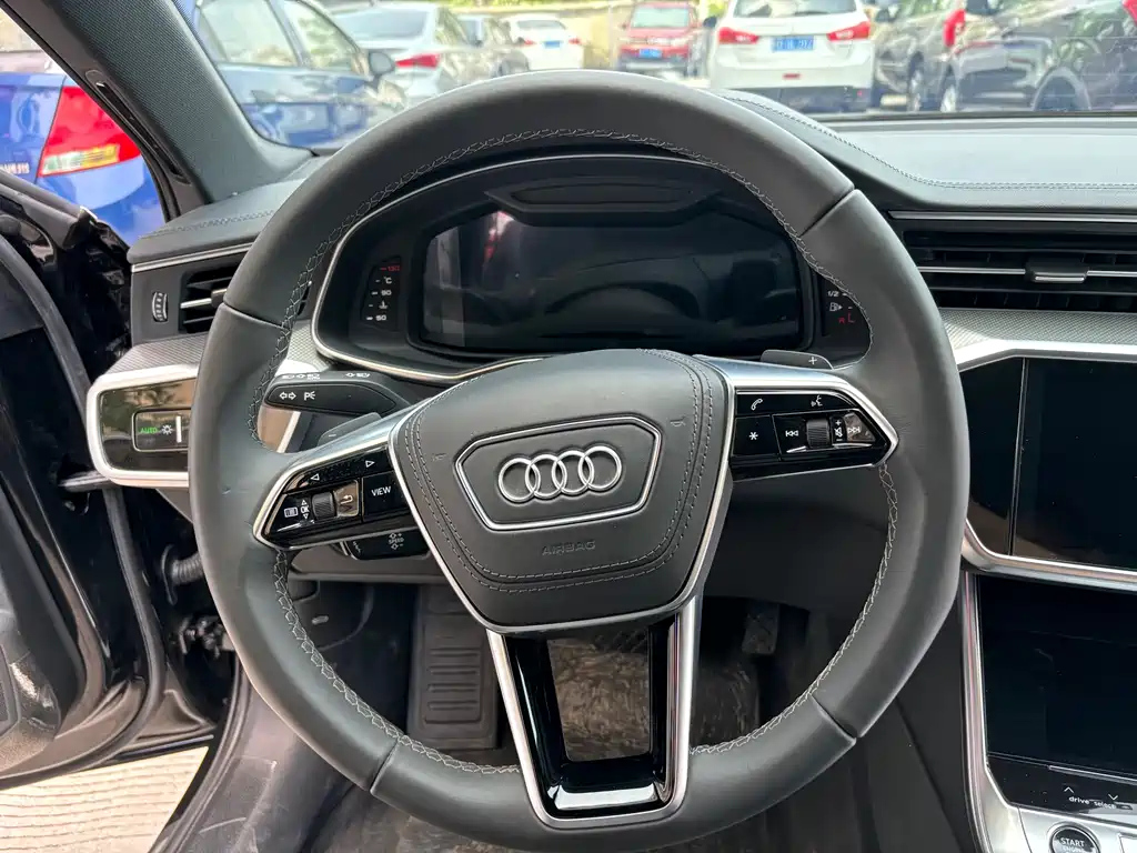 AUDI A6L 2023