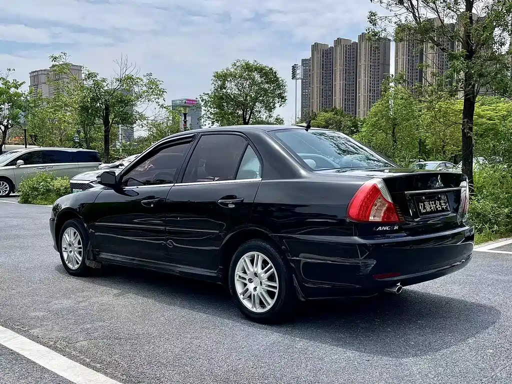 MITSUBISHI OTHER 2012