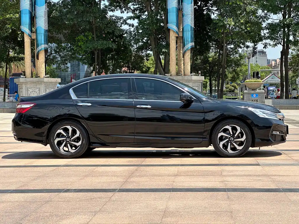 HONDA ACCORD 2017