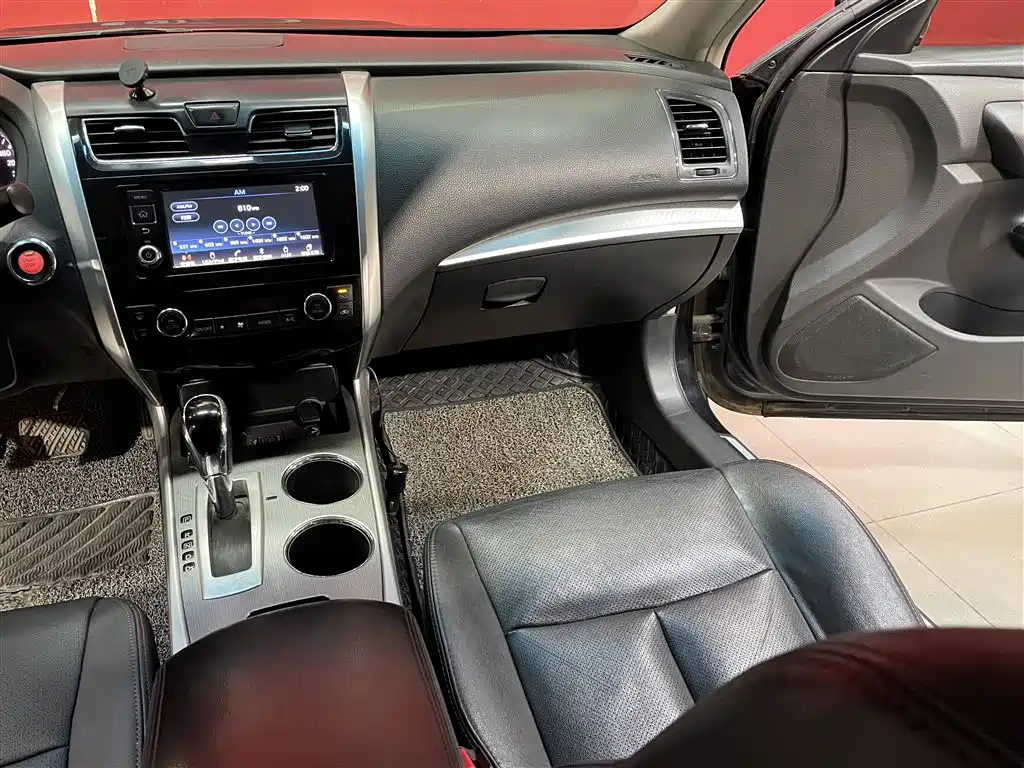 NISSAN TEANA 2018
