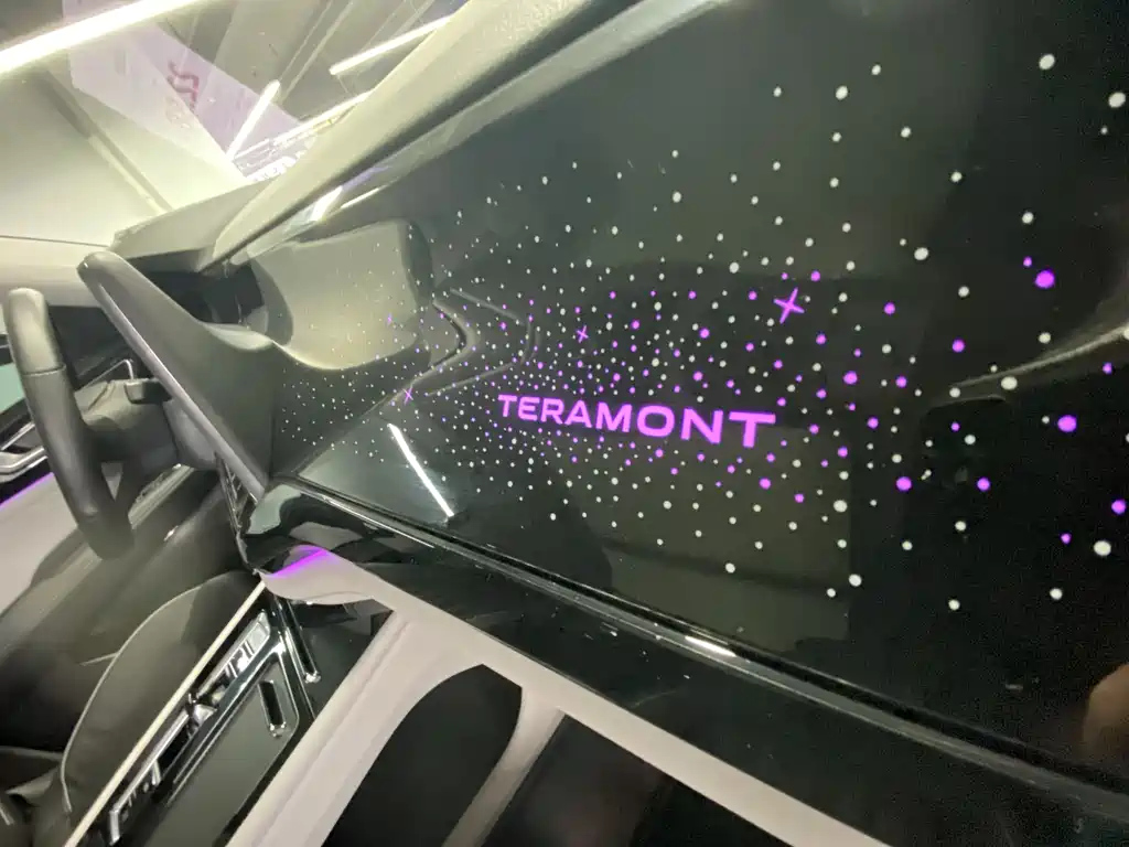 VOLKSWAGEN TOURAN 2022