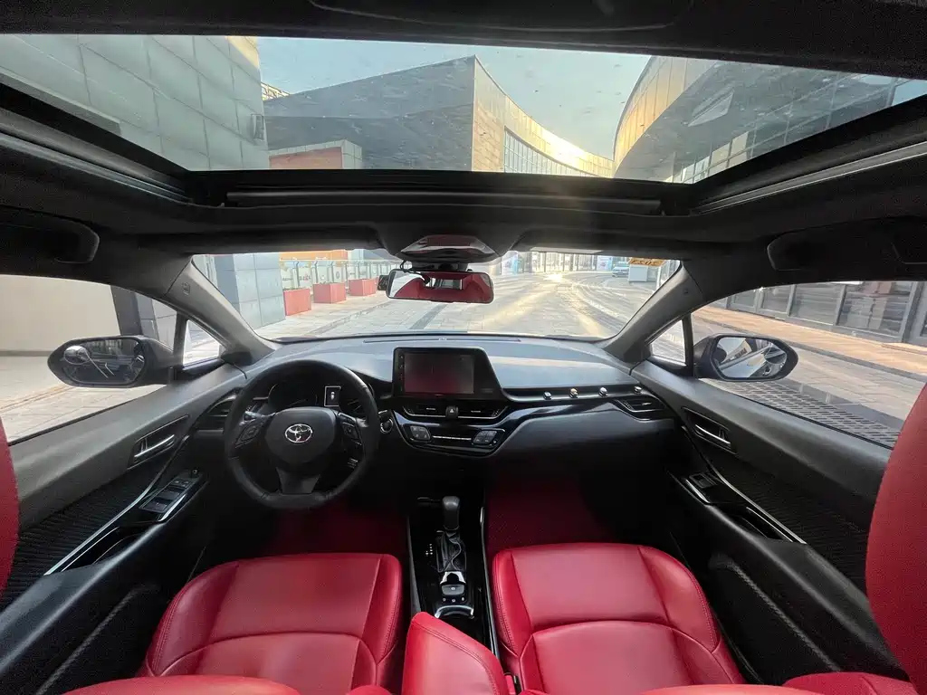 TOYOTA IZOA 2021