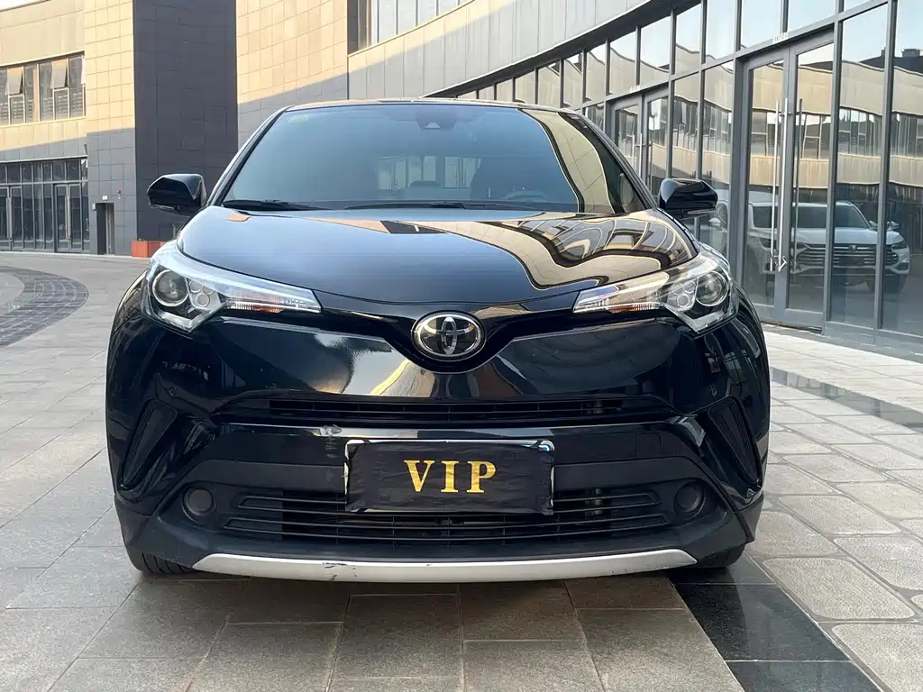 TOYOTA IZOA 2021