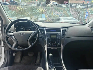HYUNDAI SONATA  2013 YEAR 2.0L AUTOMATIC LEADING EDITION 2013