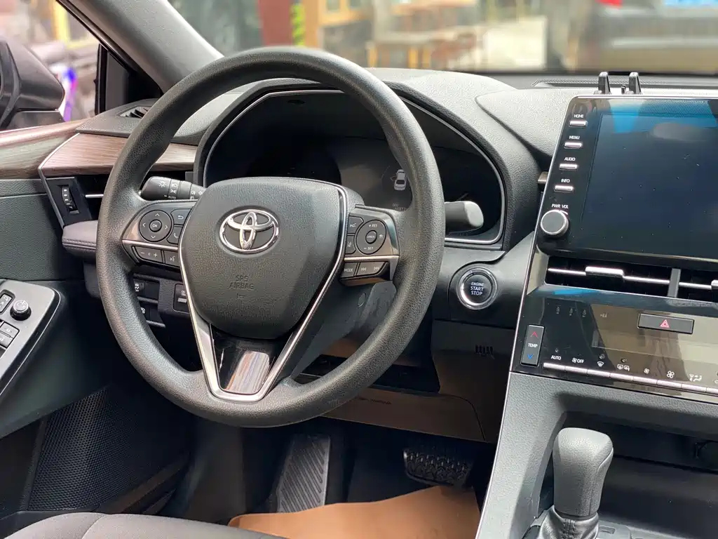 TOYOTA AVALON 2020
