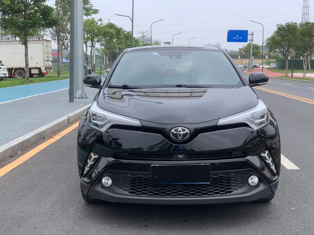 TOYOTA C-HR 2020