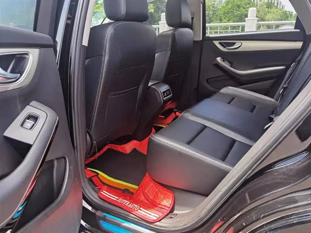 ZOTYE SR7 2016