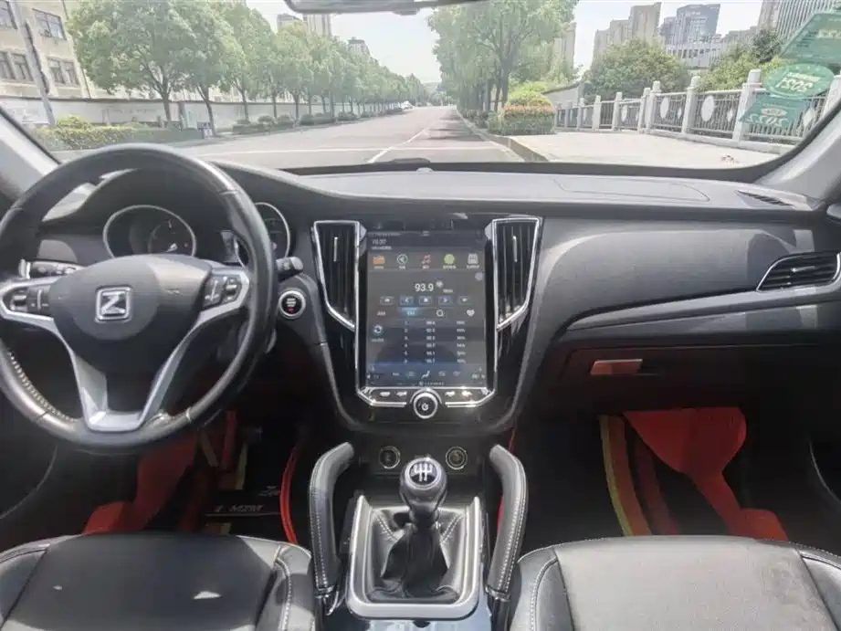 ZOTYE SR7 2016