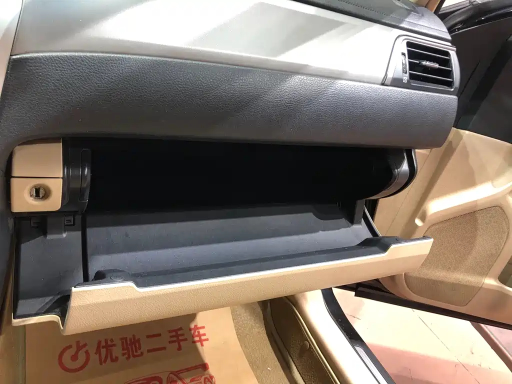 TOYOTA CAMRY 2013