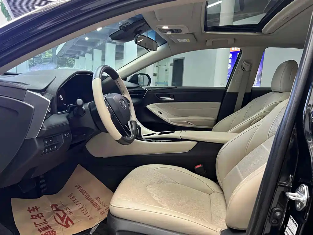 TOYOTA AVALON 2023
