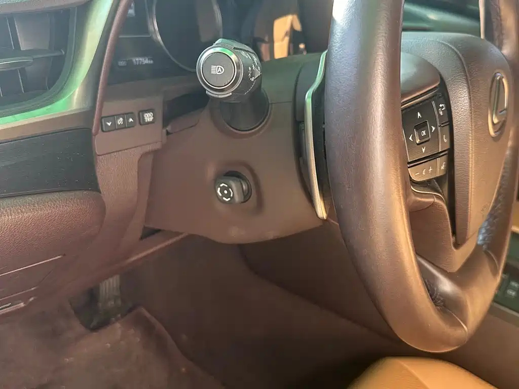 LEXUS ES 2021