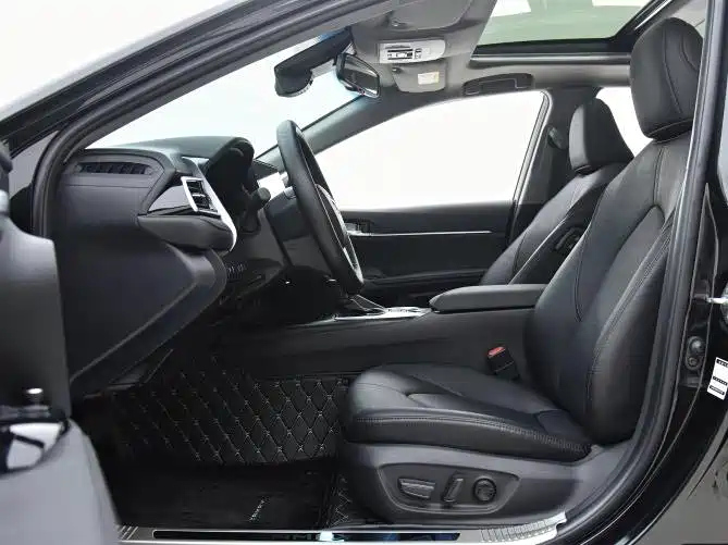 TOYOTA CAMRY 2022