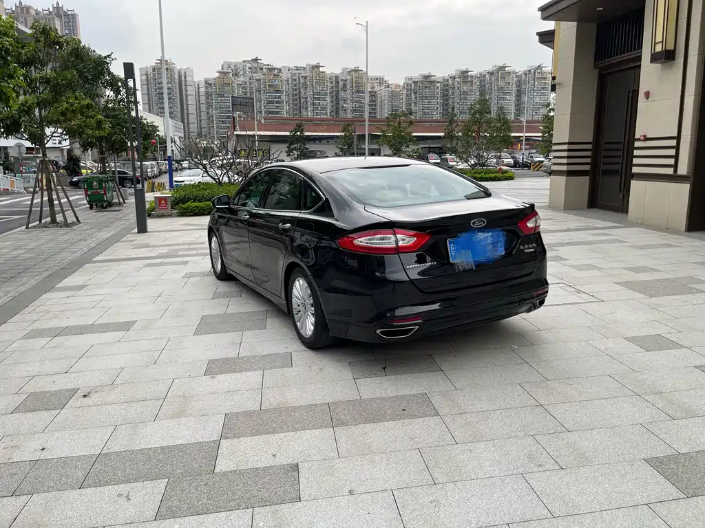 FORD MONDEO 2015