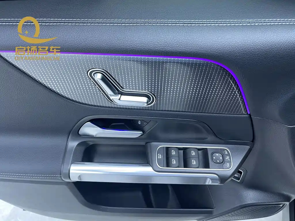 MERCEDES BENZ GLB 2022