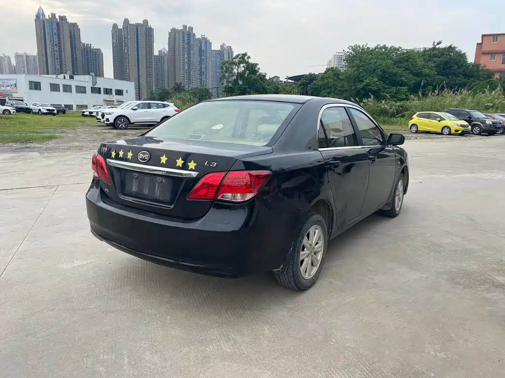 BYD L3 2014