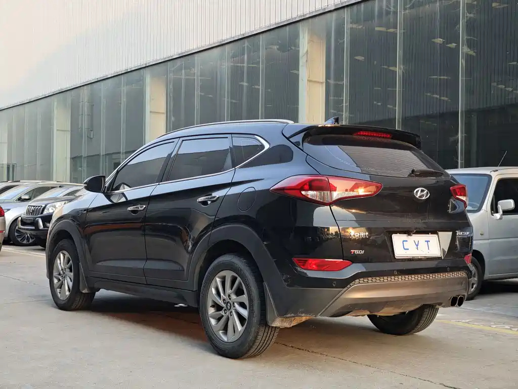 HYUNDAI TUCSON 2017