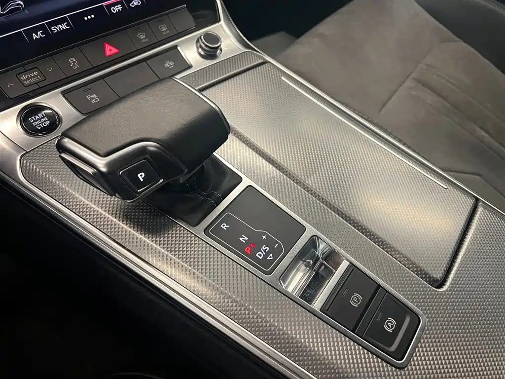 AUDI A6L 2022
