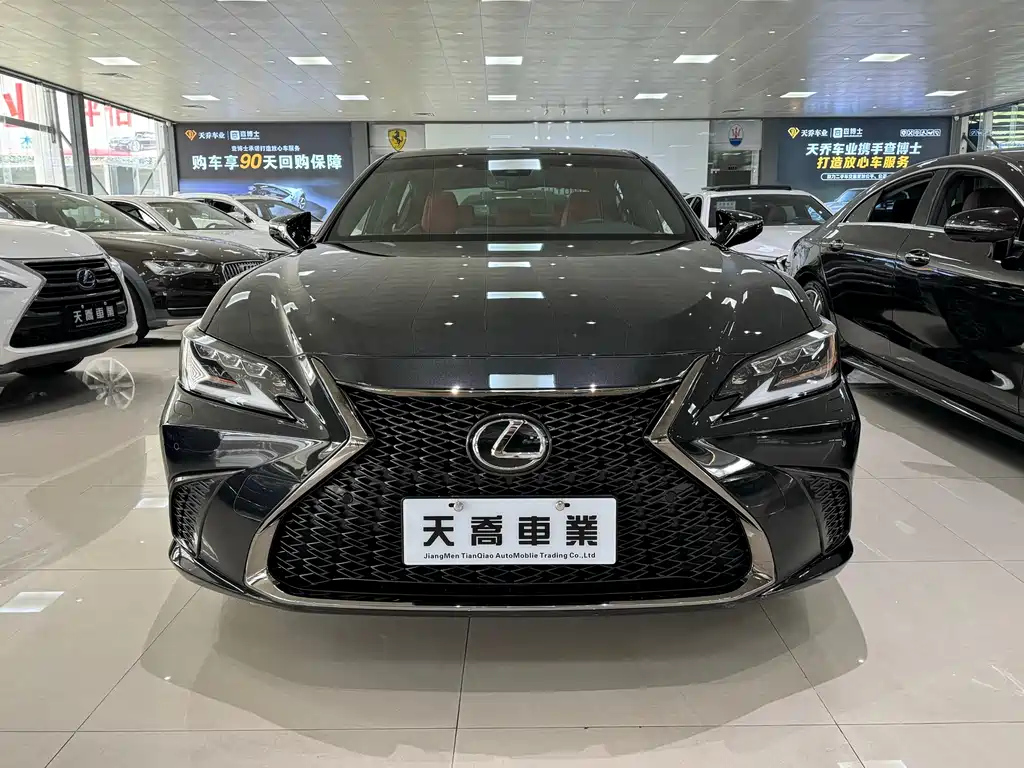 LEXUS ES 2021