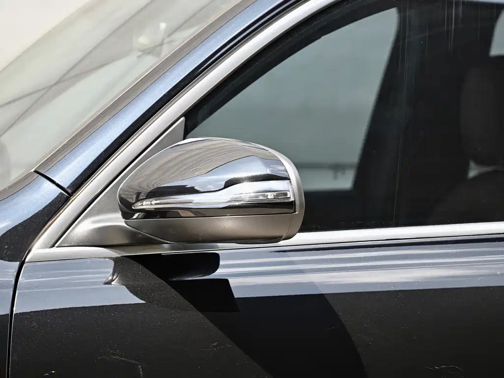 MERCEDES BENZ GLB 2021