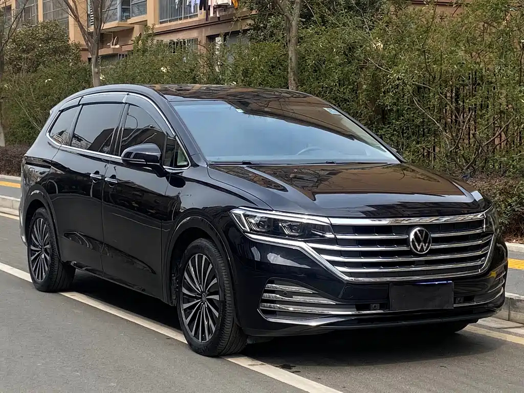 VOLKSWAGEN VILORAN 2022