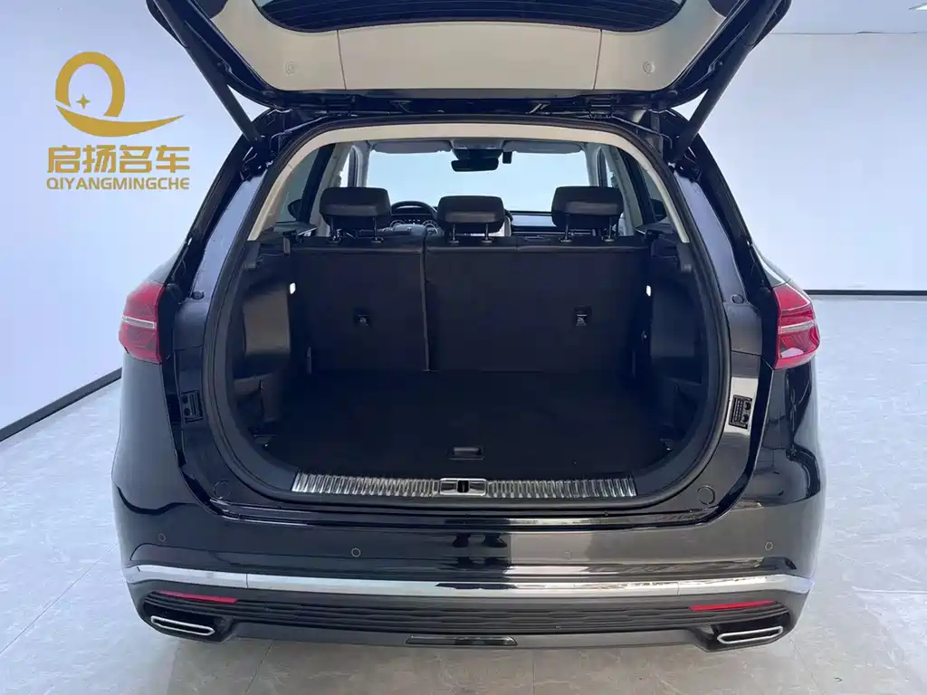 HONGQI HS5 2022