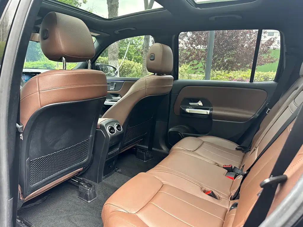 MERCEDES BENZ GLB 2021