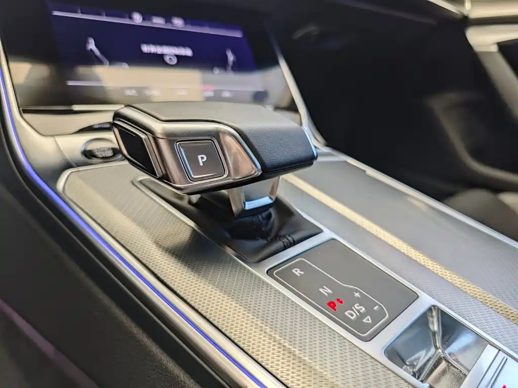 AUDI A6L 2023