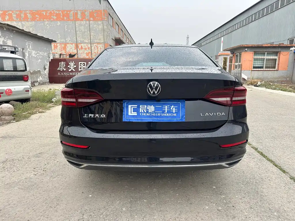 VOLKSWAGEN LAVIDA 2022