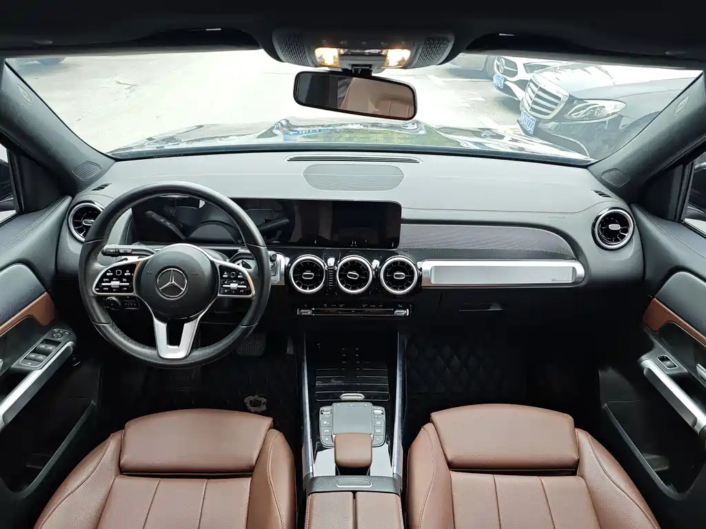 MERCEDES BENZ GLB 2022