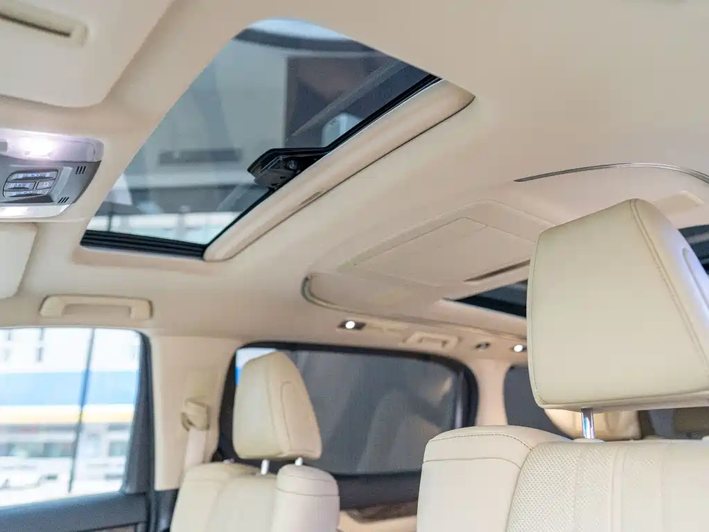 TOYOTA ALPHARD 2018