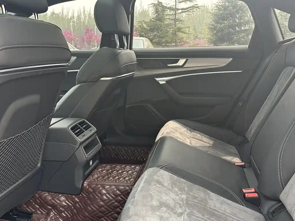AUDI A6L 2021