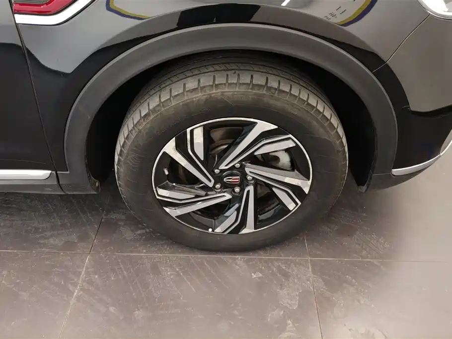 HONGQI HS5 2022