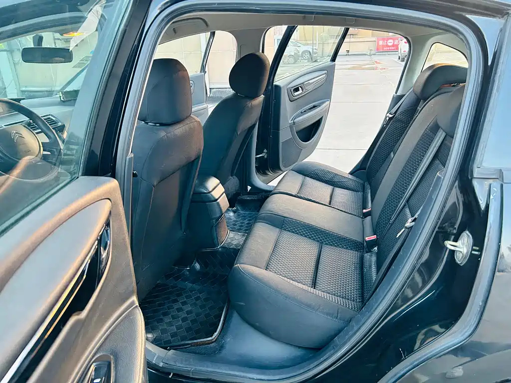 CITROEN C-QUATRE 2013