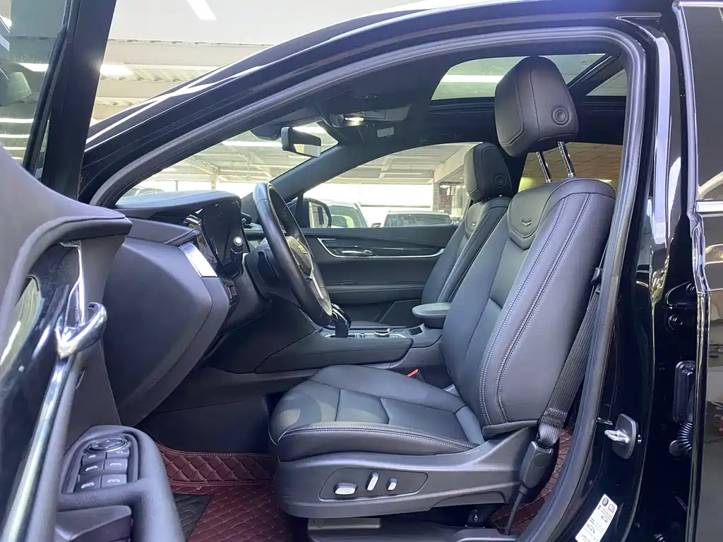 CADILLAC XT5 2022