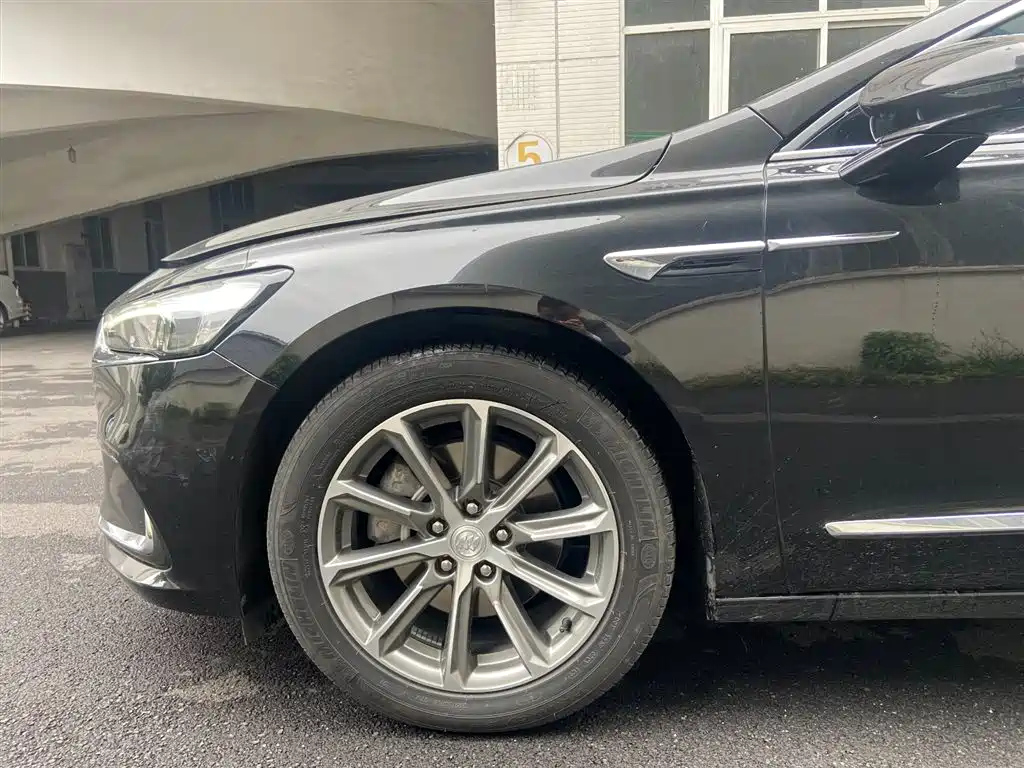 BUICK LACROSSE 2021