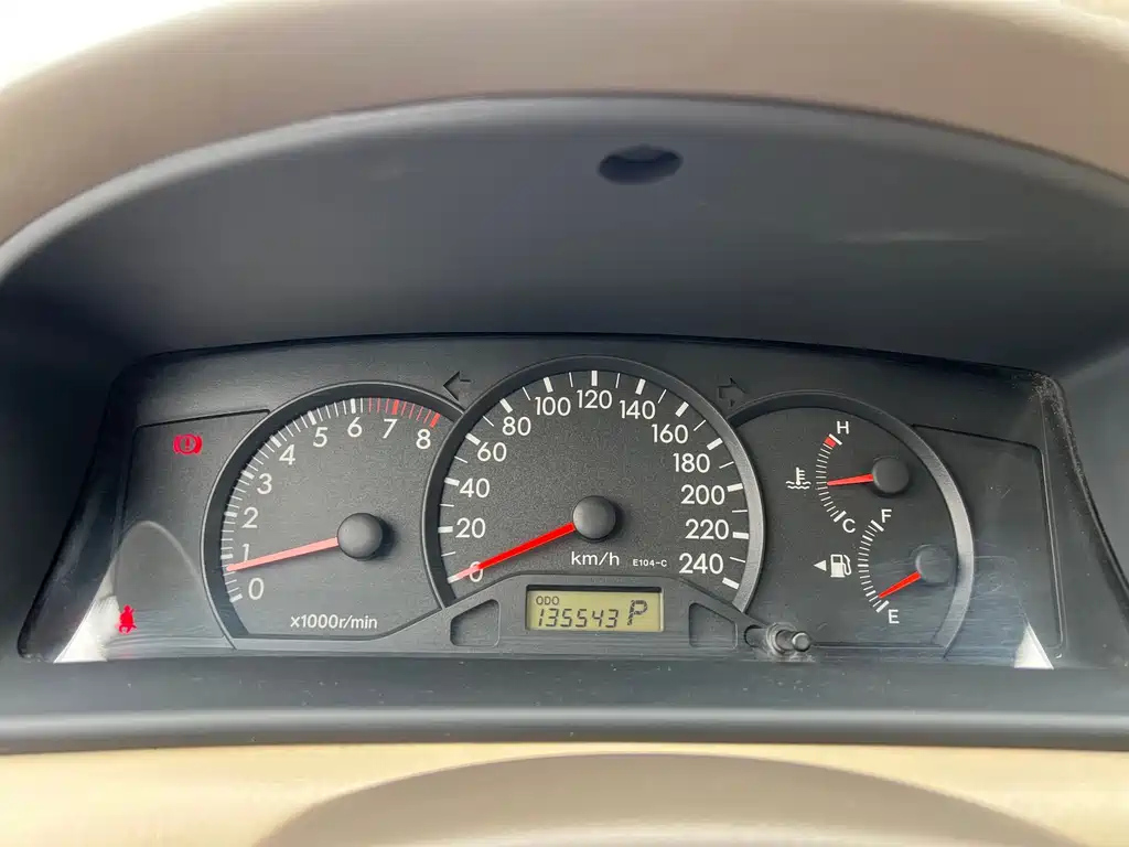 TOYOTA COROLLA 2012