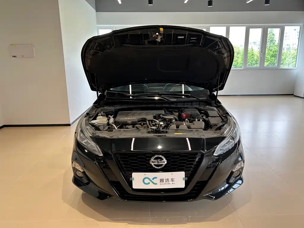 NISSAN TEANA 2021