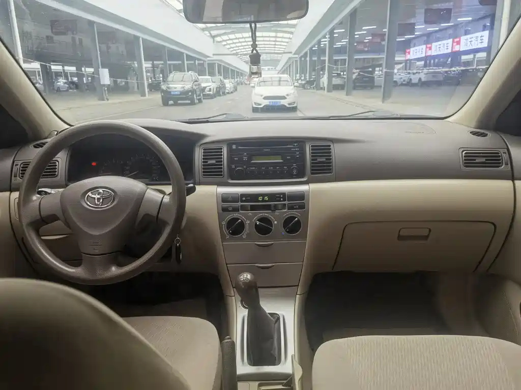 TOYOTA COROLLA 2011