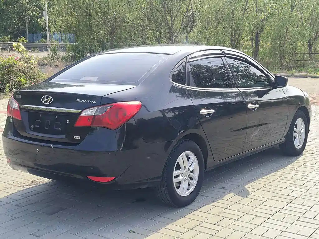 HYUNDAI CELESTA 2013