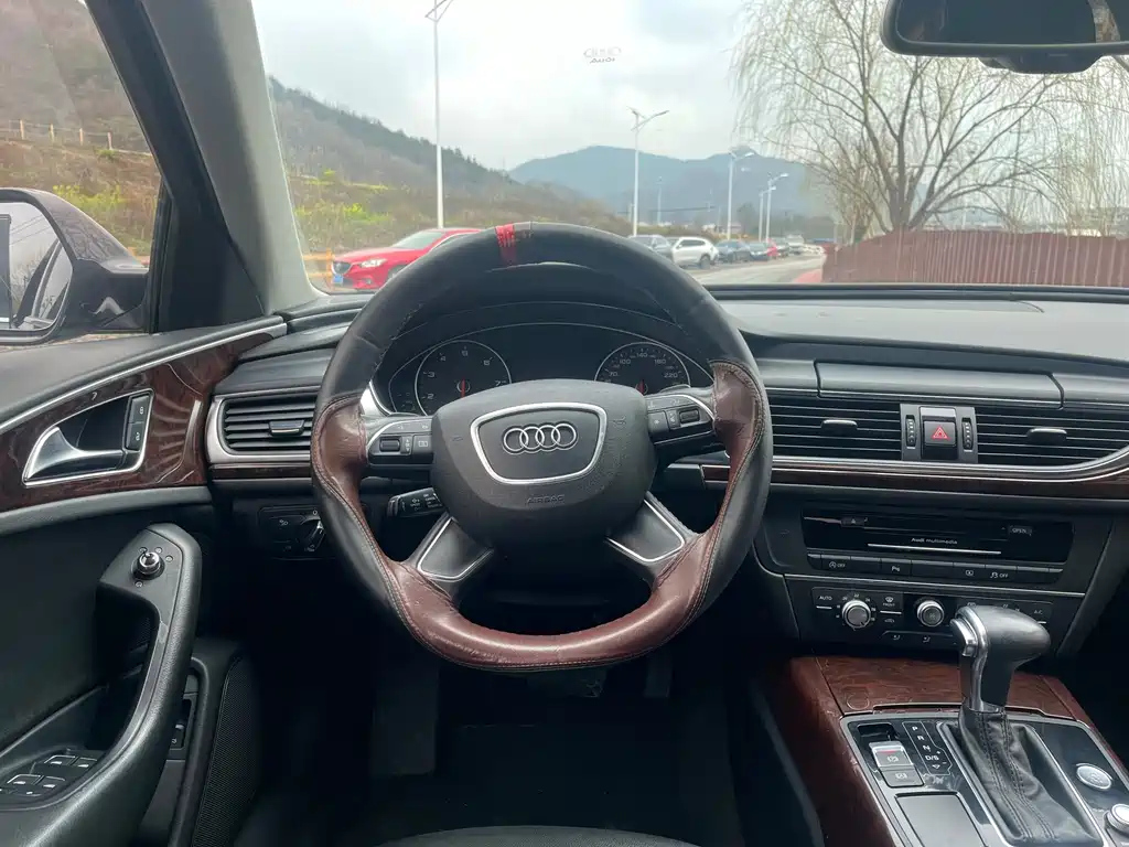 AUDI A6L 2014