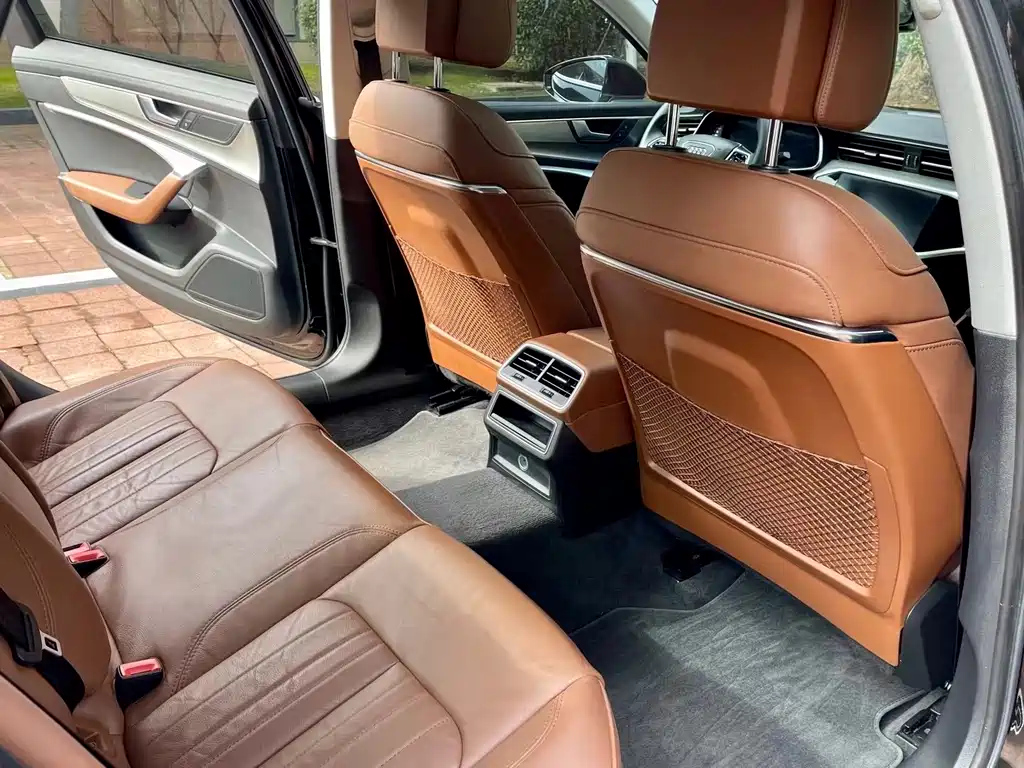 AUDI A6L 2021