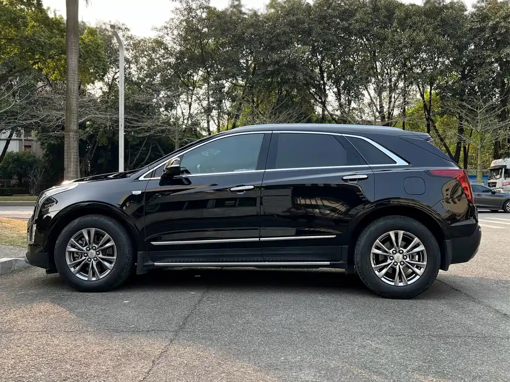 CADILLAC XT5 2020