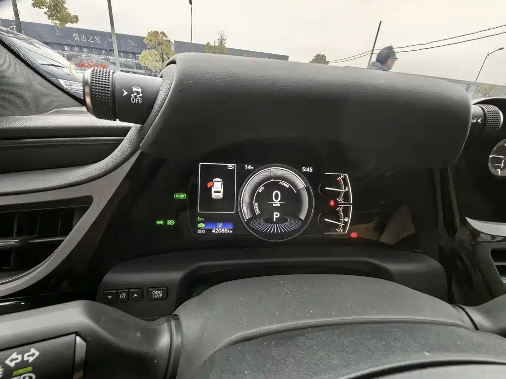 LEXUS ES 2021
