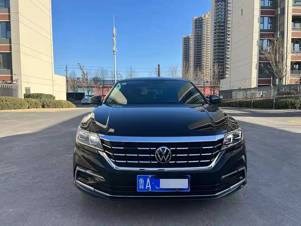 VOLKSWAGEN PASSAT 2021