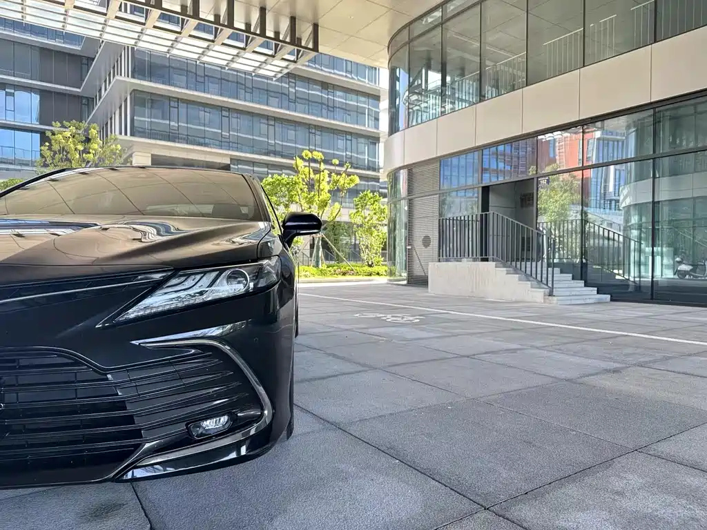 TOYOTA CAMRY 2021